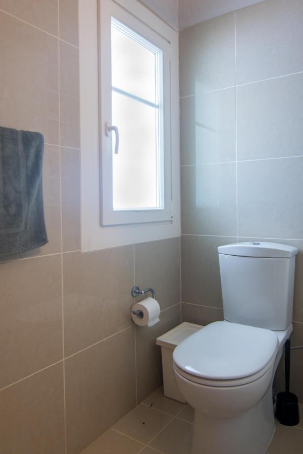 Elaia & No.4 Apartment